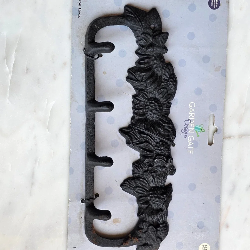 Garden Gate Designs Cast Iron Sunflower Wall Hook Rack Black Floral 4-Hook 9in